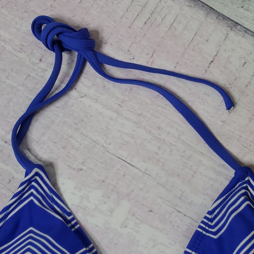 Mossimo  Triangle Bikini Top - Picture 4 of 8